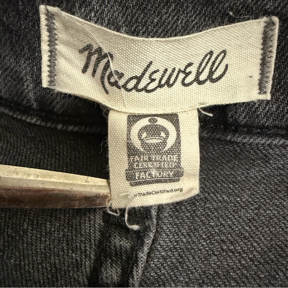 Madewell‎ The Perfect Vintage Jean Size 25 Black Denim Raw Hem - Picture 8 of 8